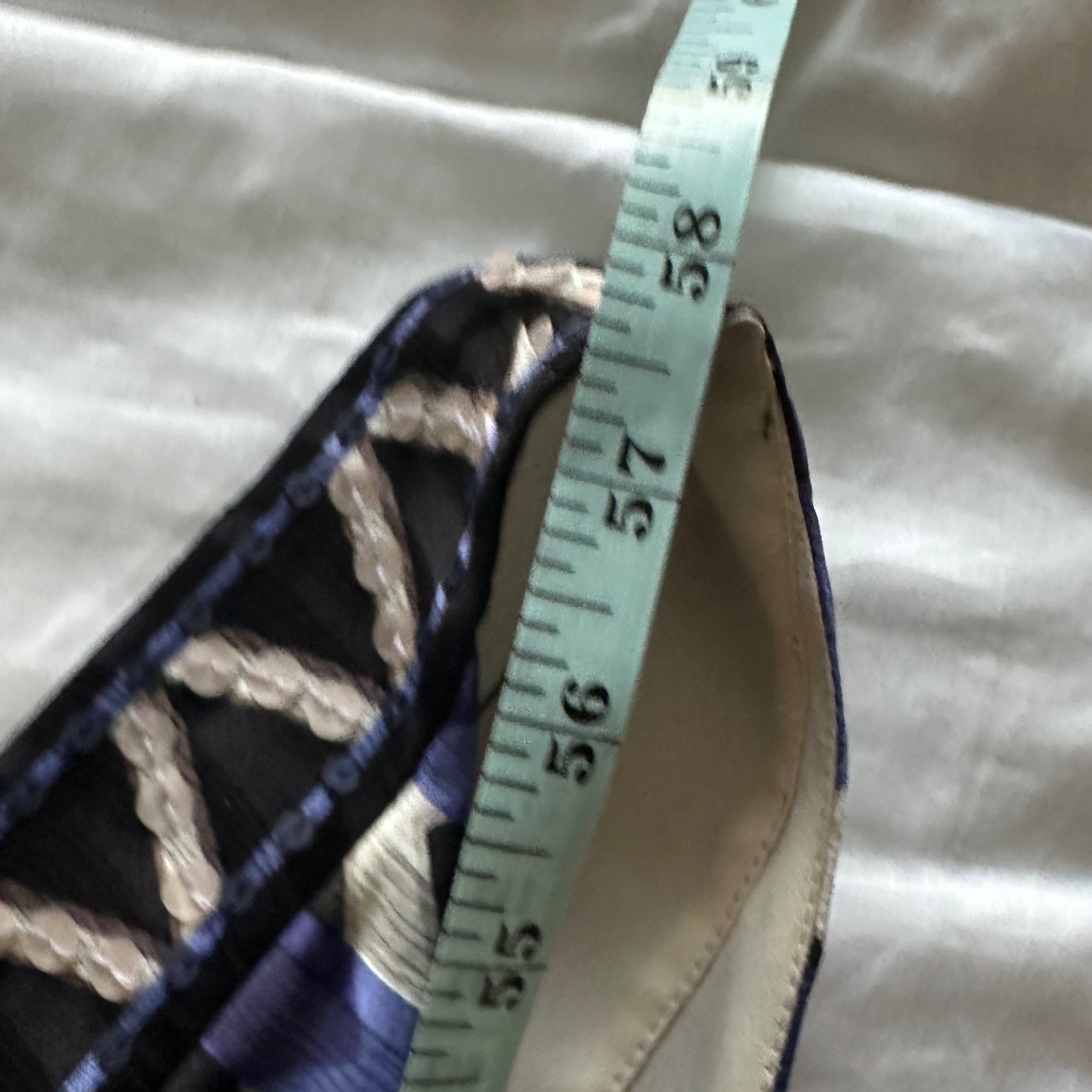 BCBGMAXAZRIA Silk Geometric Print V Neck Sleeveless Maxi Dress Blue White Black