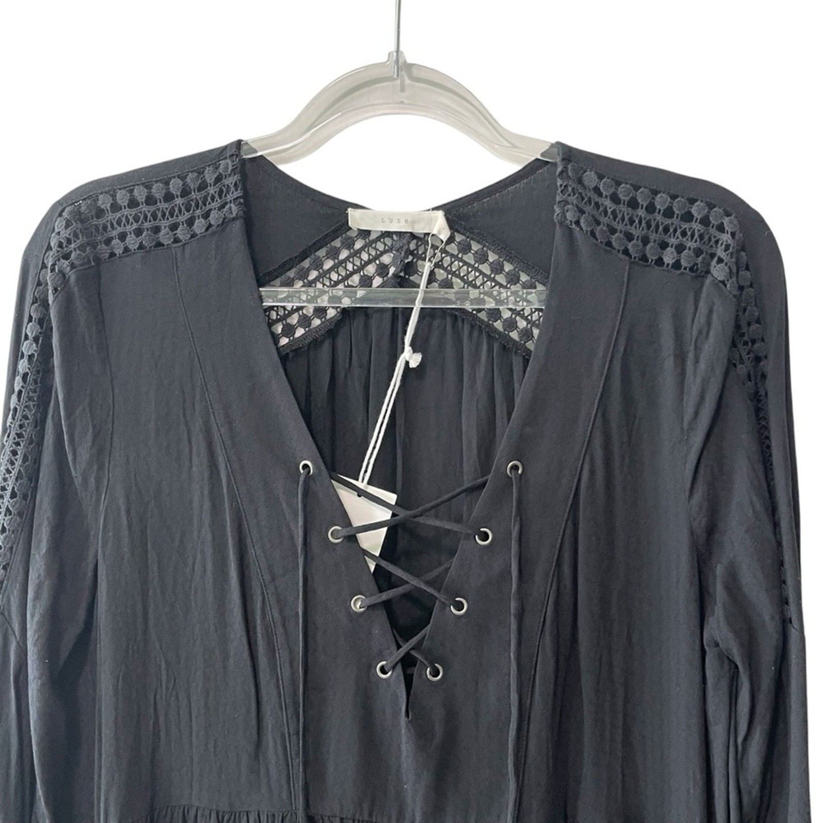 Lush Long Sleeve Lace Trim Front Tie Boho Mini Dress Black Size Large
