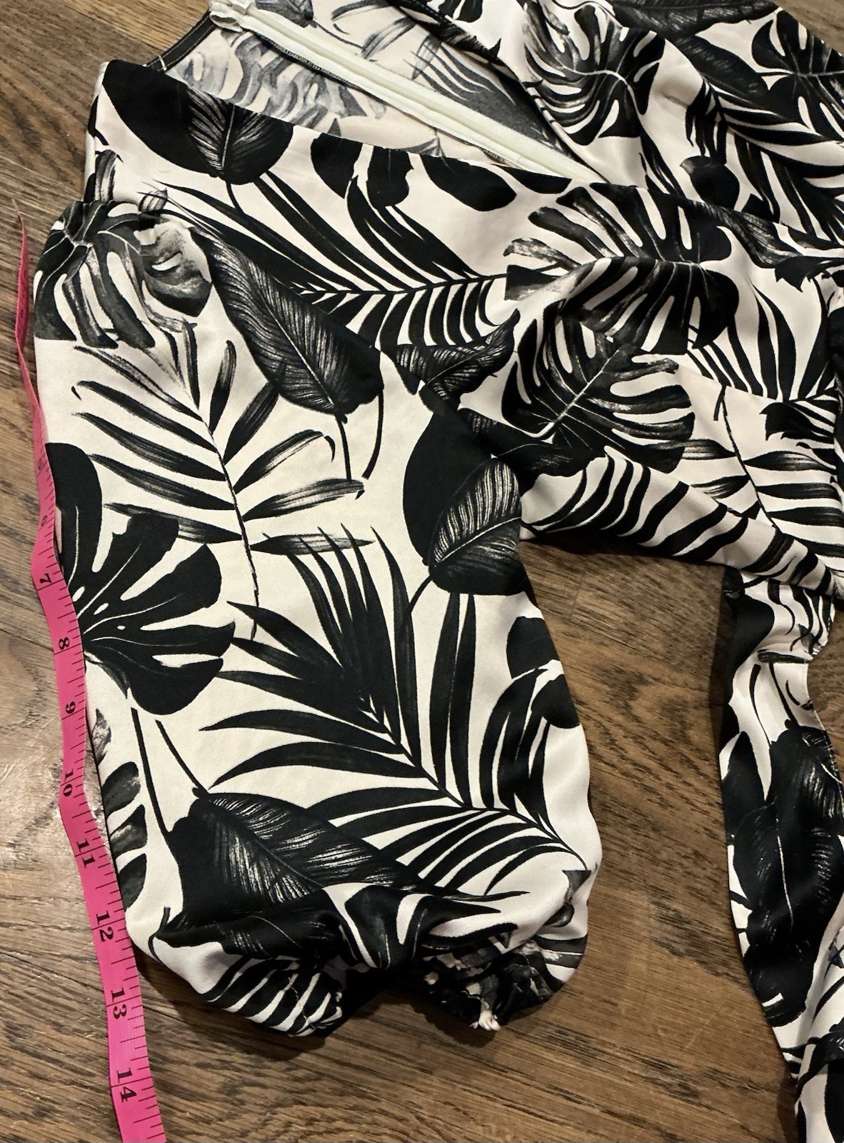 ASOS DESIGN Tropical Leaf Print Wrap Mini Dress Tie Waist Puff Sleeve US 6 NWOT