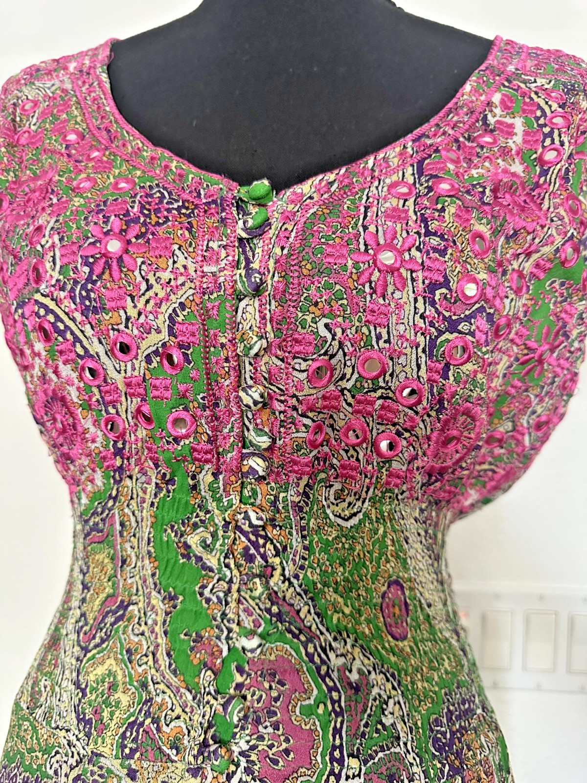 Miss June Dress Legend OS Maxi sequins paisley