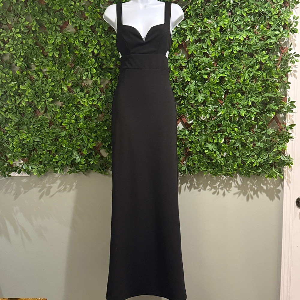 Simply Desirable Black Sleeveless Cutout Column Dress