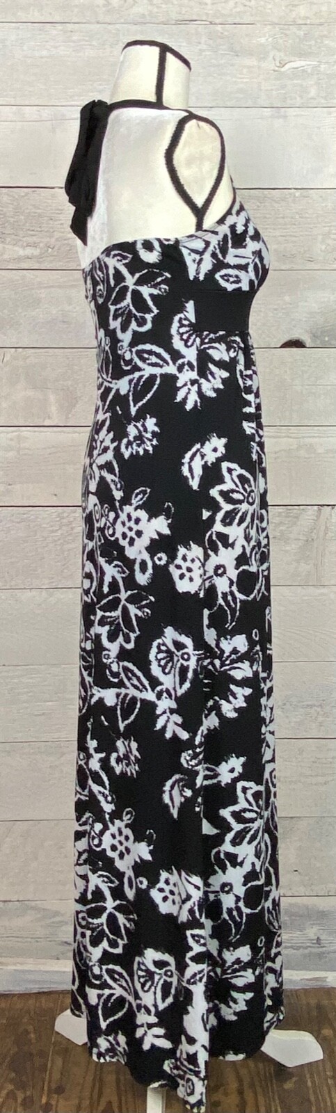 Catch My I Maxi Dress Womens Small Halter Floral Stretch Empire Resort Vacation