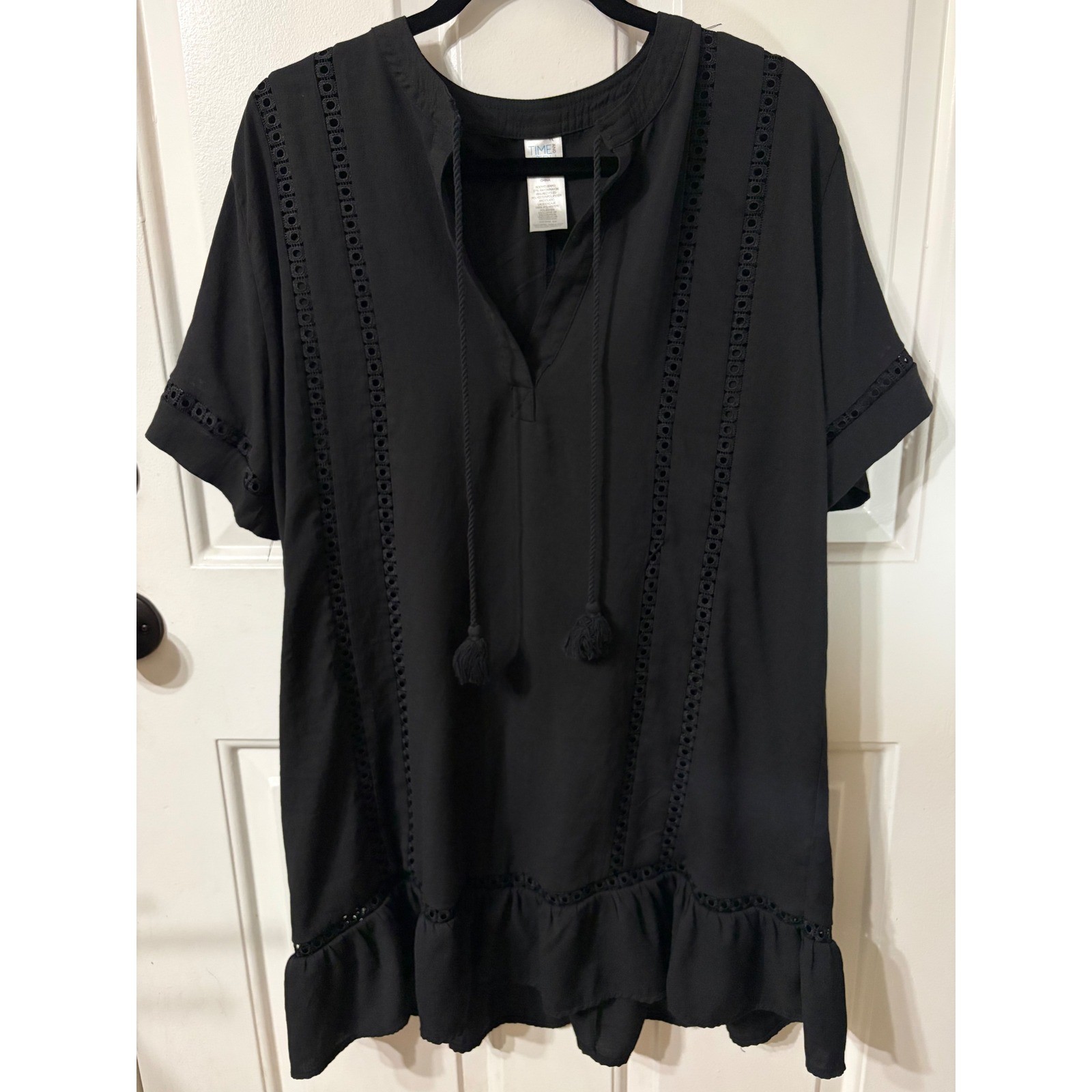 Time and Tru | Eyelet Trim Tassel Dress || L (12-14) || Black Boho|