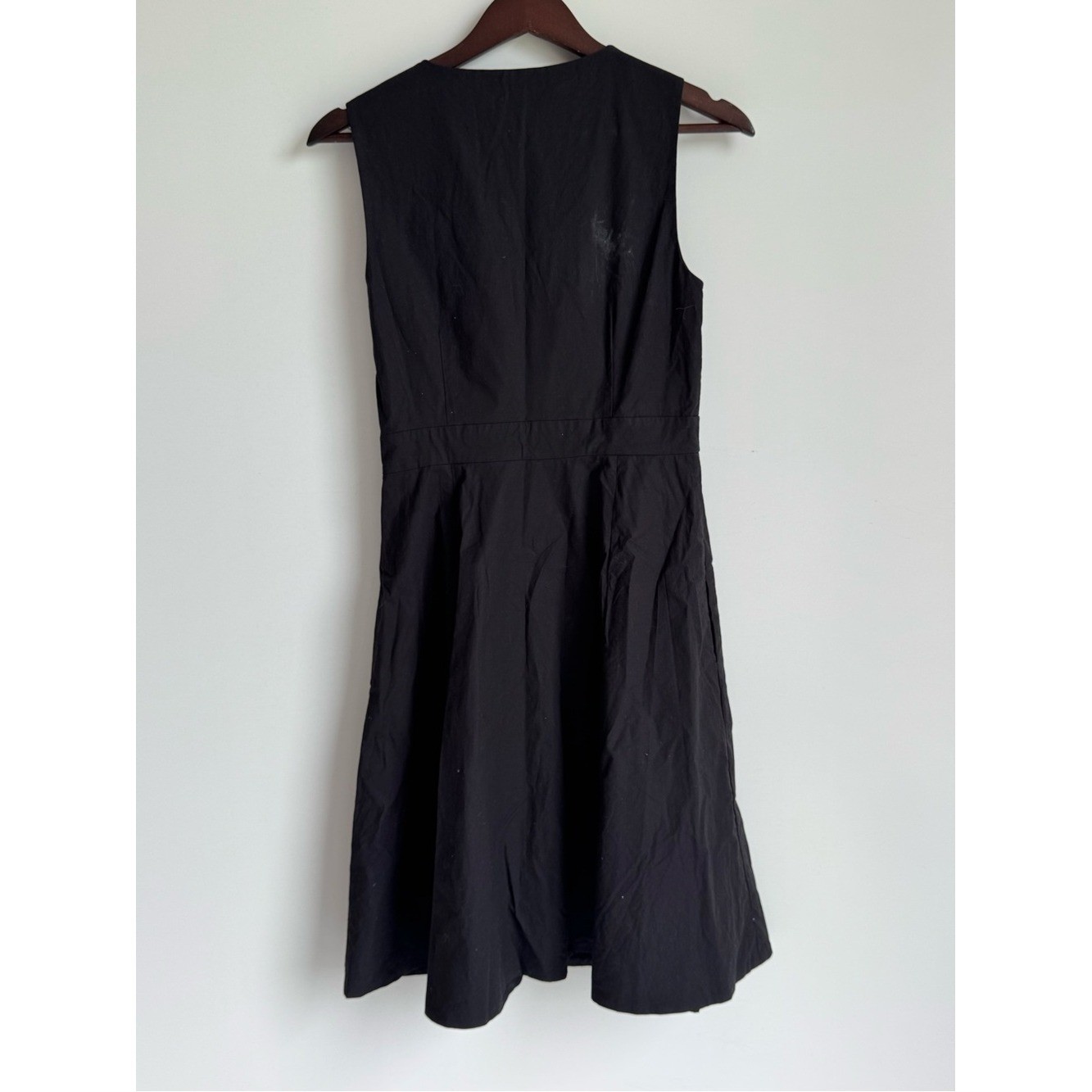 Kate Spade Poplin Ruffle V-Neck Dress Black Sleeveless Size 4 event formal lbd