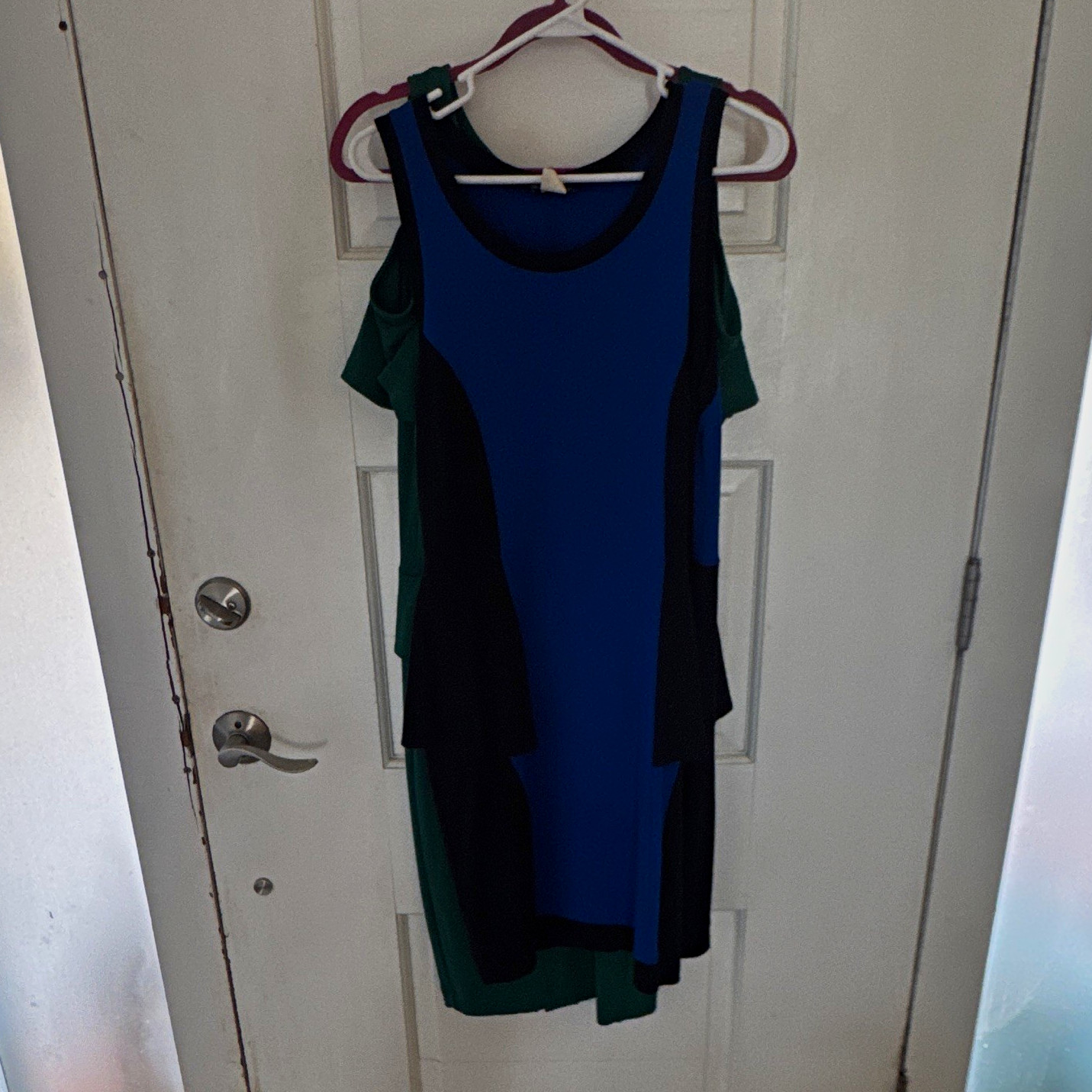 VENUS Blue/Black/Green Colorblock Bodycon Dress Round Neck Sleeveless Midi 12