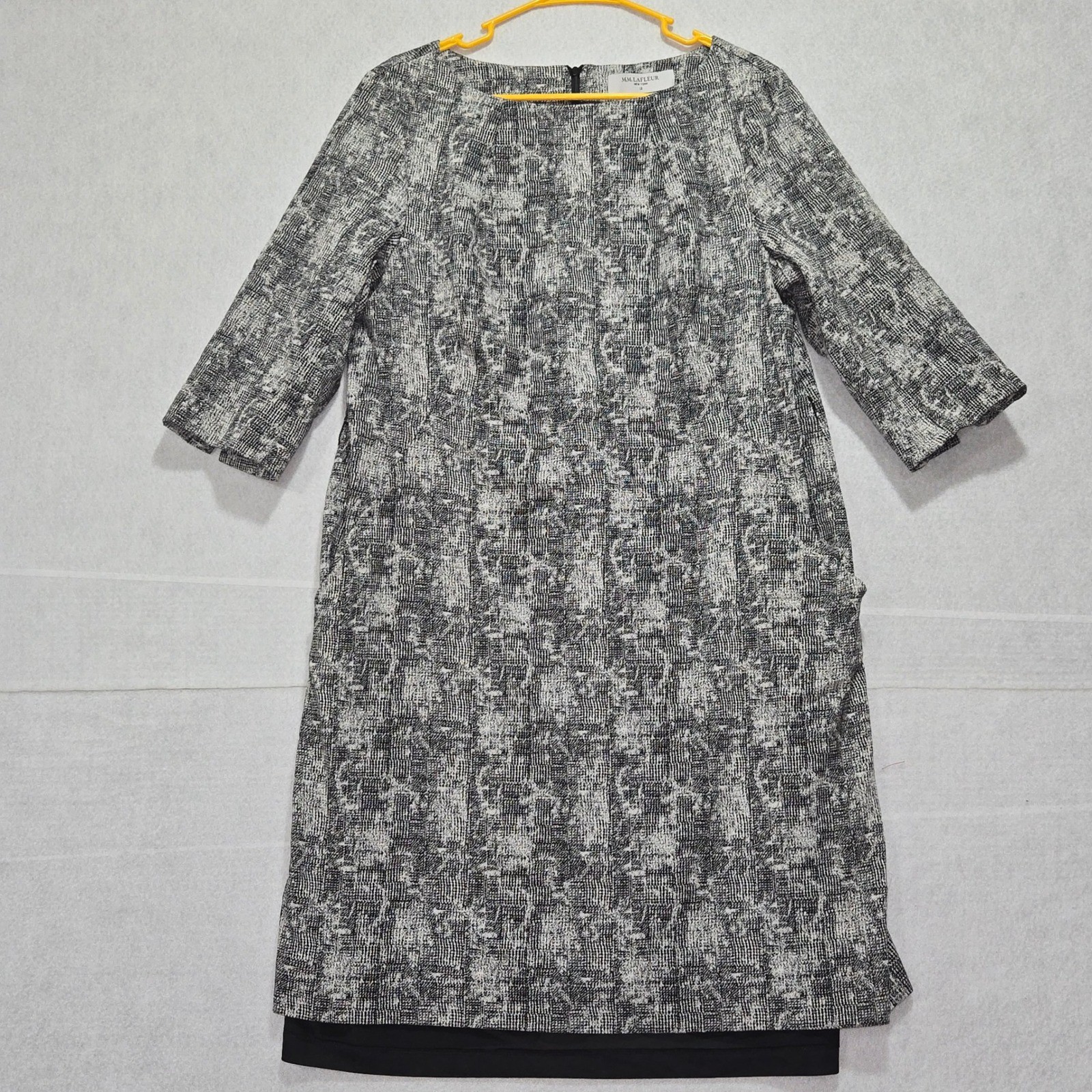MM La Fleur New York Dress Textured Print 3/4 Sleeve Sheath Knee Length