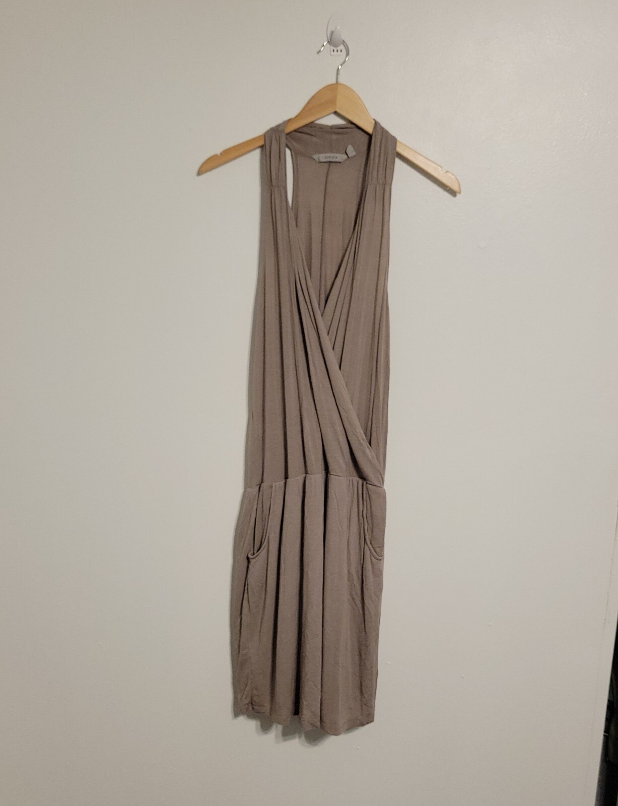 Athleta Dress Womens Medium Cross Front Racerback Athletics Pockets Lightweight