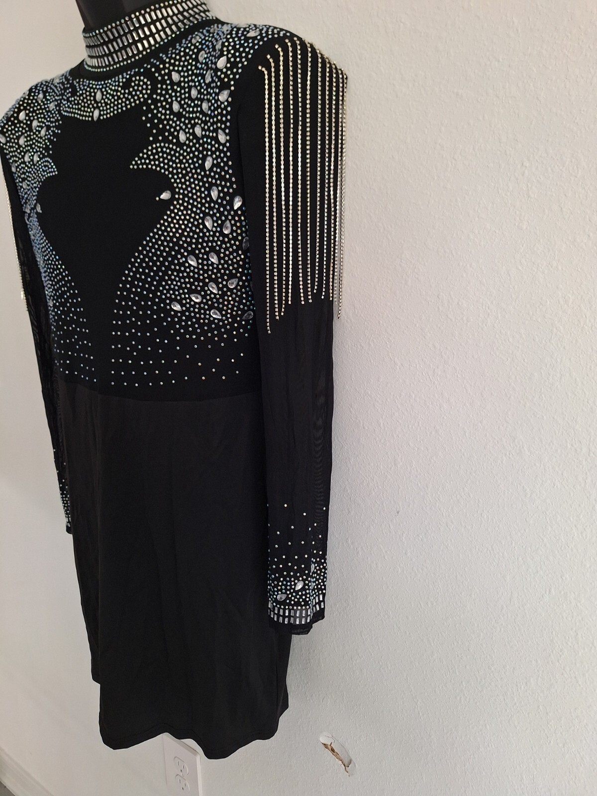 Very stylish and elegant black ladies evening gown Top Is Ses Through Size S #j1