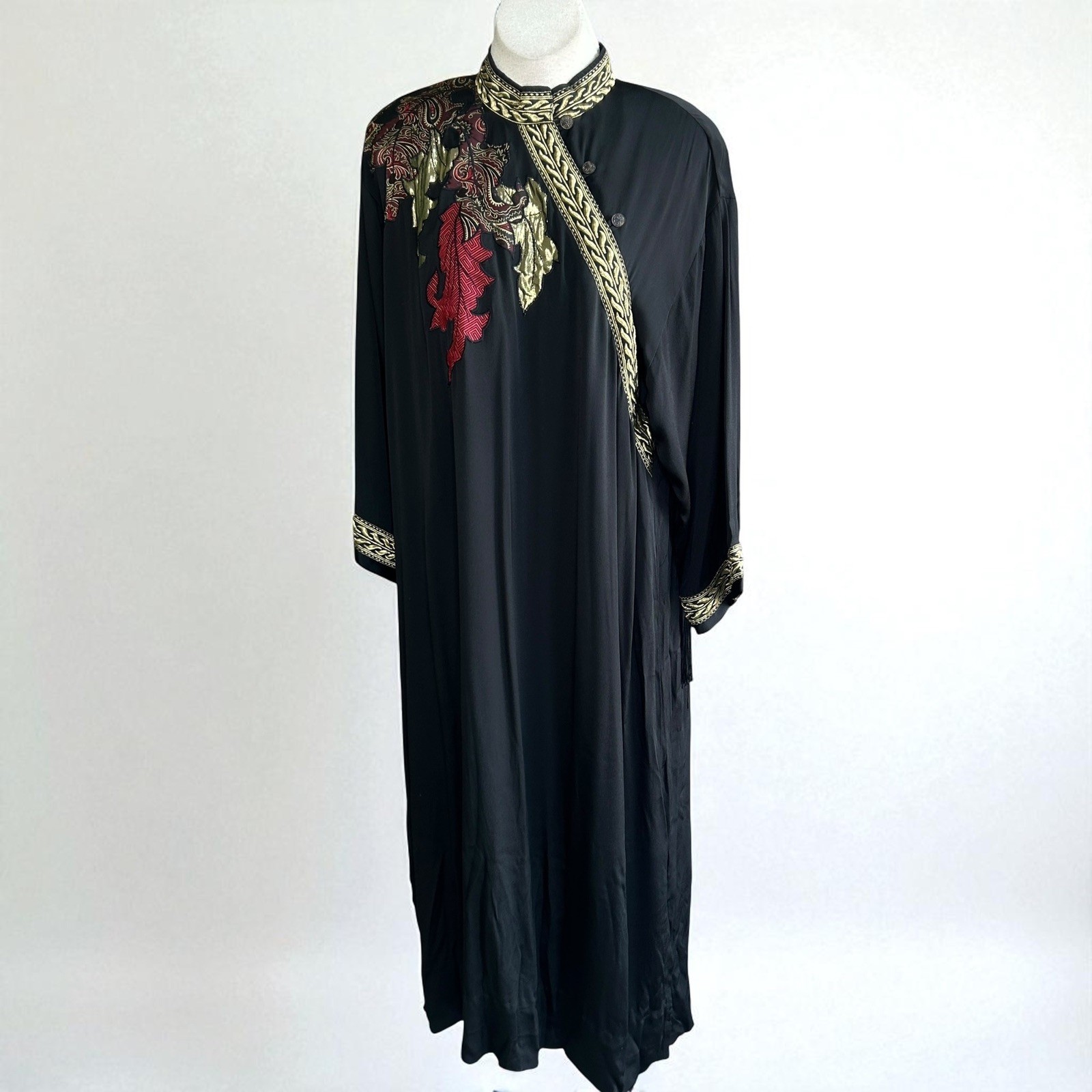 Natori Caftan Vintage Black Gold Lame Embroidered Asian Inspired Kaftan