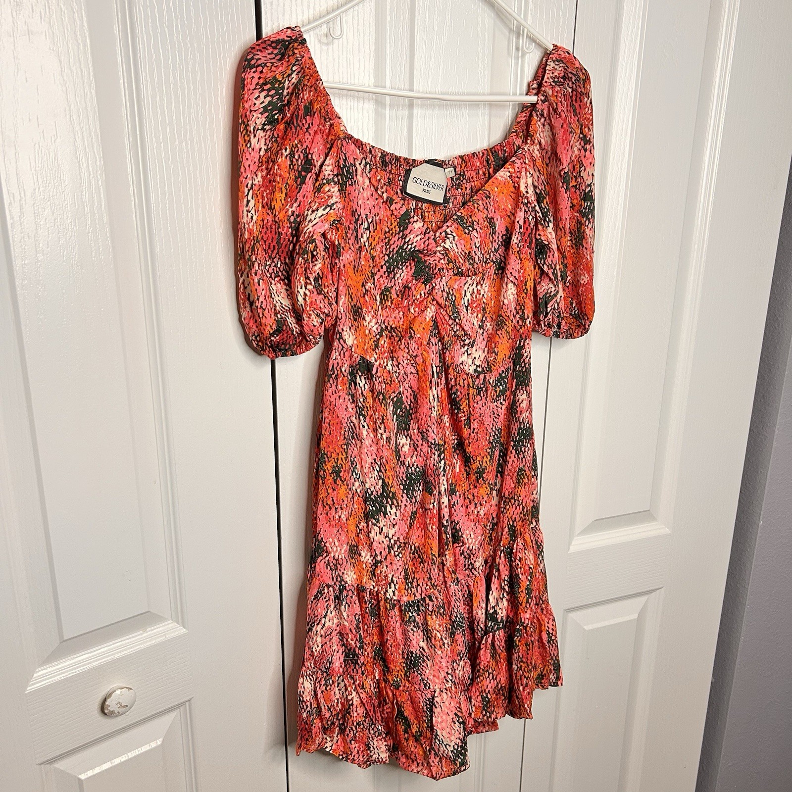Gold & Silver Paris Women’s Small Vibrant Pink Black Mini Dress Puff Sleeves