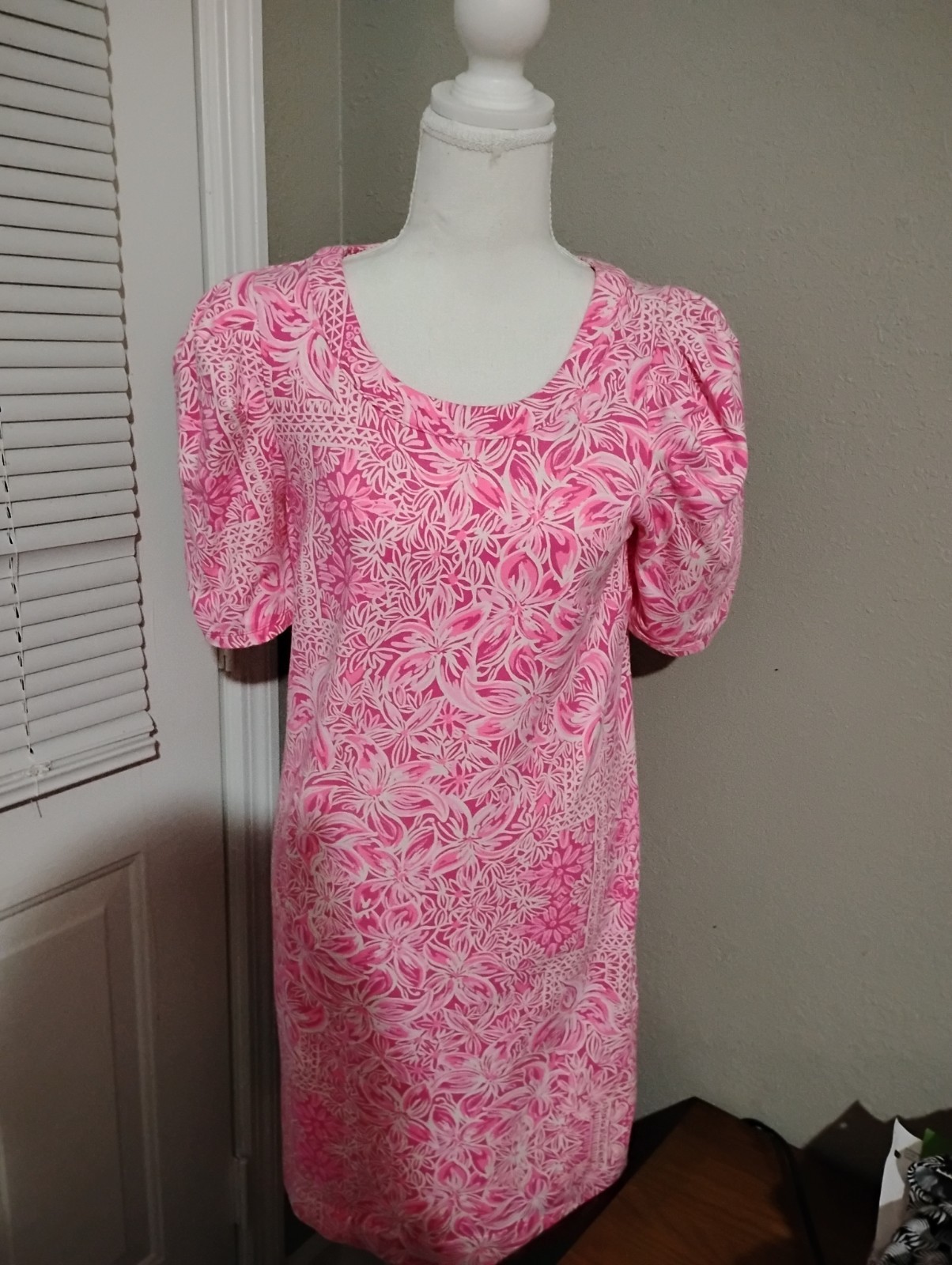 Lilly Pulitzer Pink White Floral T-Shirt Dress Short Sleeve Jersey Size S