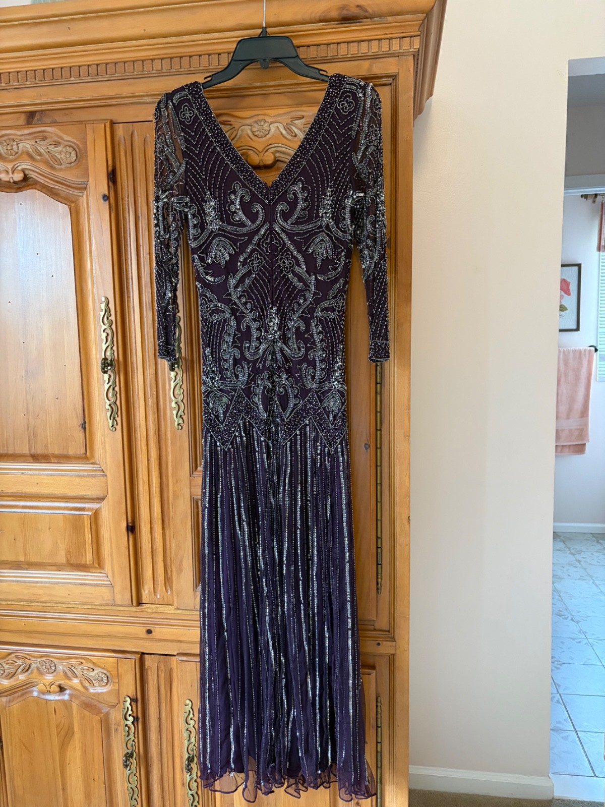 Pisarro Nights V-neck Beaded Gown Eggplant Purple Sz. 4