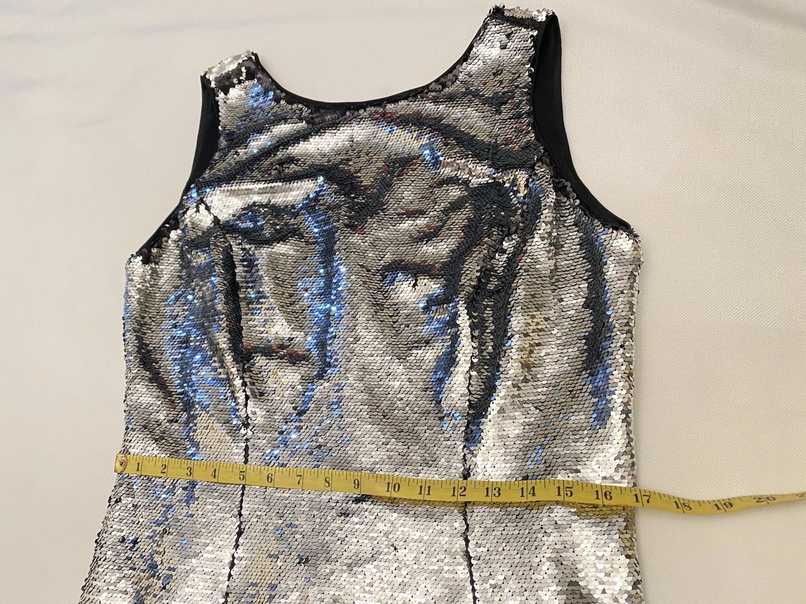 EVA MENDES Reverse Silver & Black Full Sequin Midi Sheath Dress Party Size L