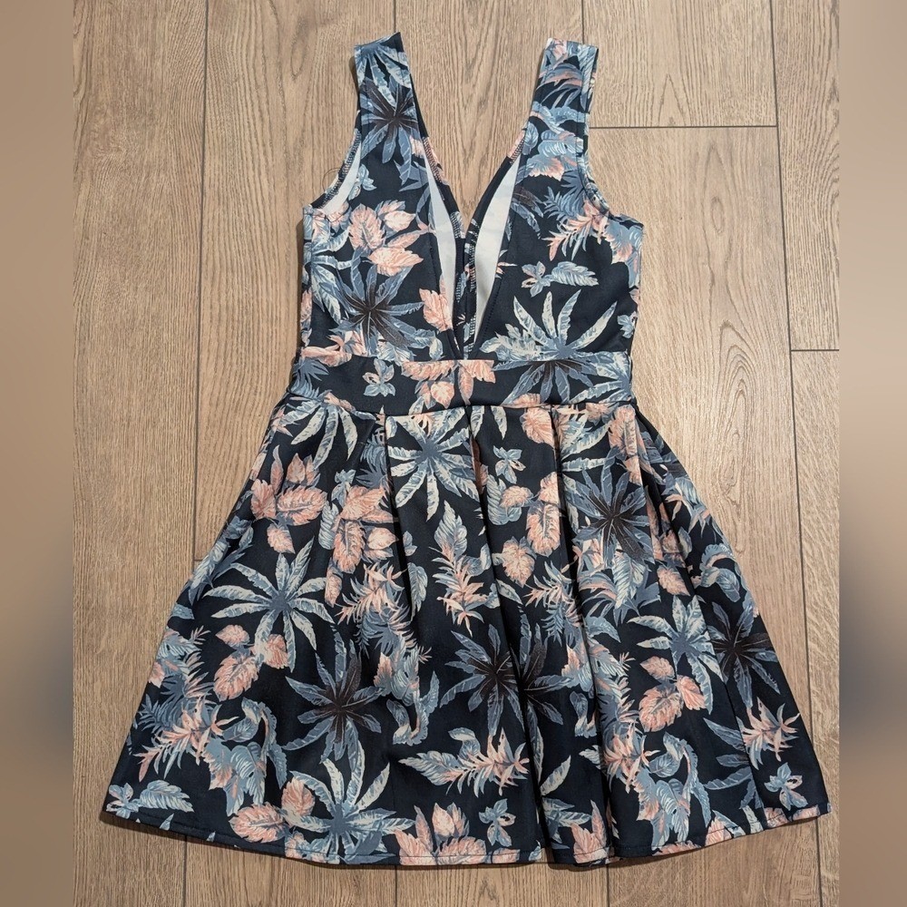 Alythea Tropical Floral Mini Dress Small S Navy Blue Pink Deep V Anthropologie