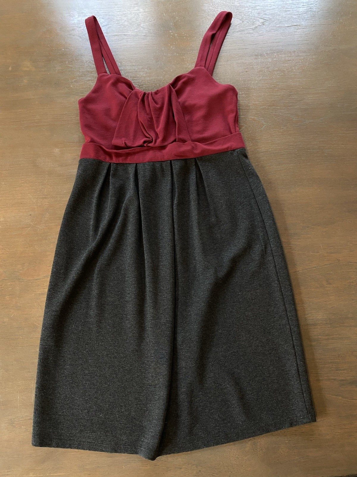 Ella Moss Dress Size Medium Burgundy & Gray Colorblock Front Twist Ruffle Detail