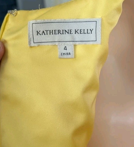 Katherine Kelly Yellow Classic 50’s Dress Scallop Perforated Sz 4 Dress