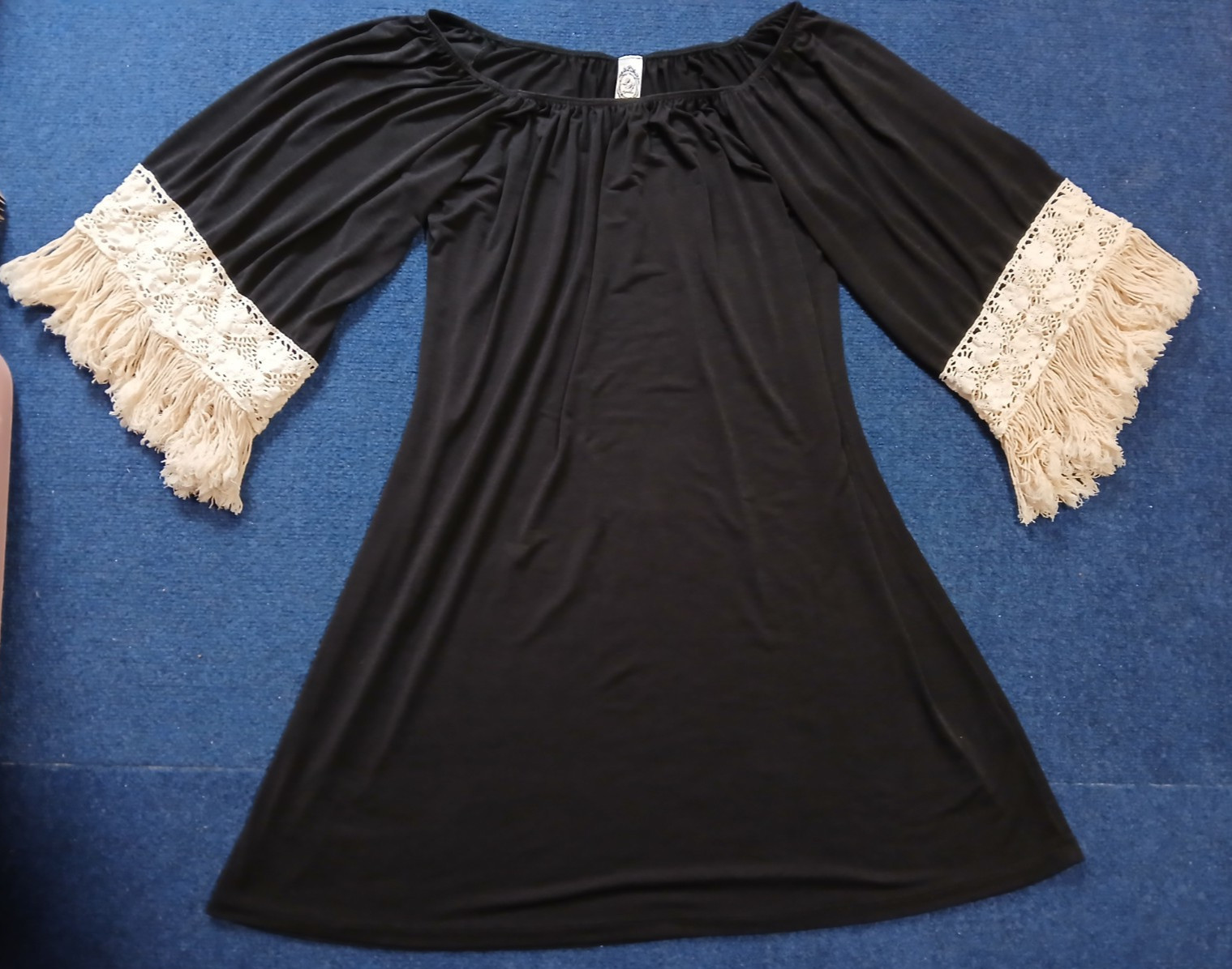Black Boho/Western Style Dress Fringe Flare Sleeves Large NWOT