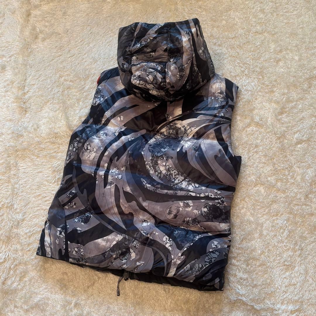 Emilio Pucci Reversible Hooded Down Vest Black Gray White Gradient Lightweight