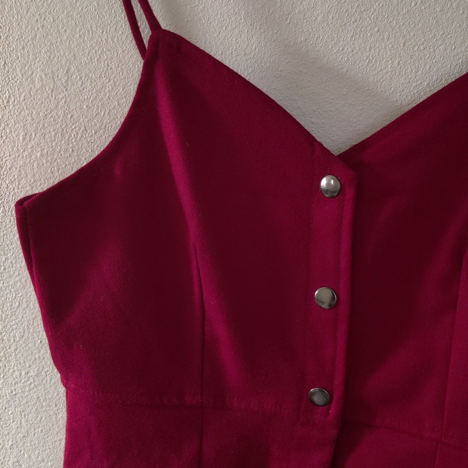 Gimmicks Buckle Dark Red Sleeveless Mini Dress Sz S Sweetheart Neck Snap Button