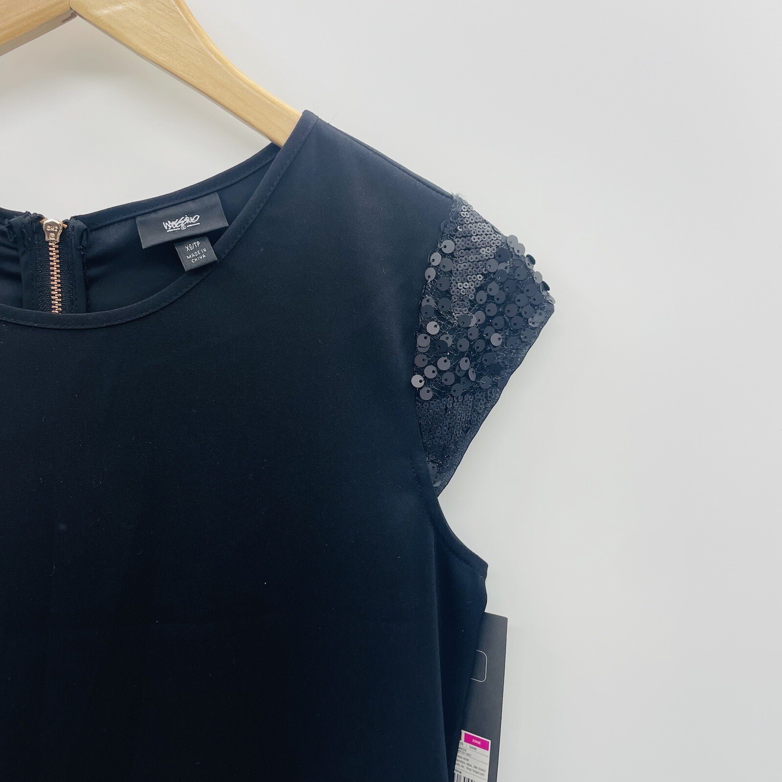 Mossimo Womens Size XS Sequin Capped Sleeve Sheath Dress in Ebony Black $30