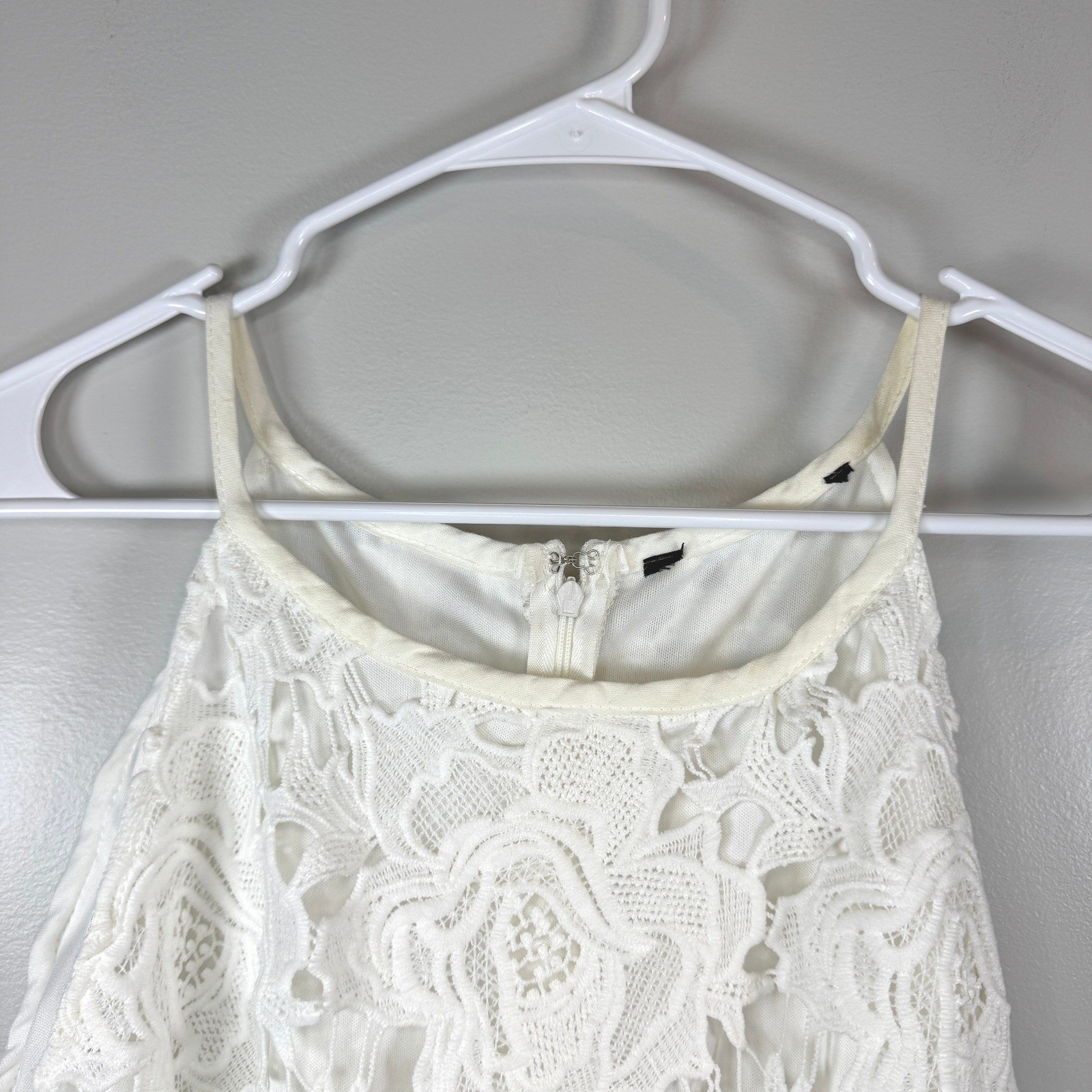 White Floral Guipure Lace Halter Midi Dress Sheath Bridal Whimsical Romantic M
