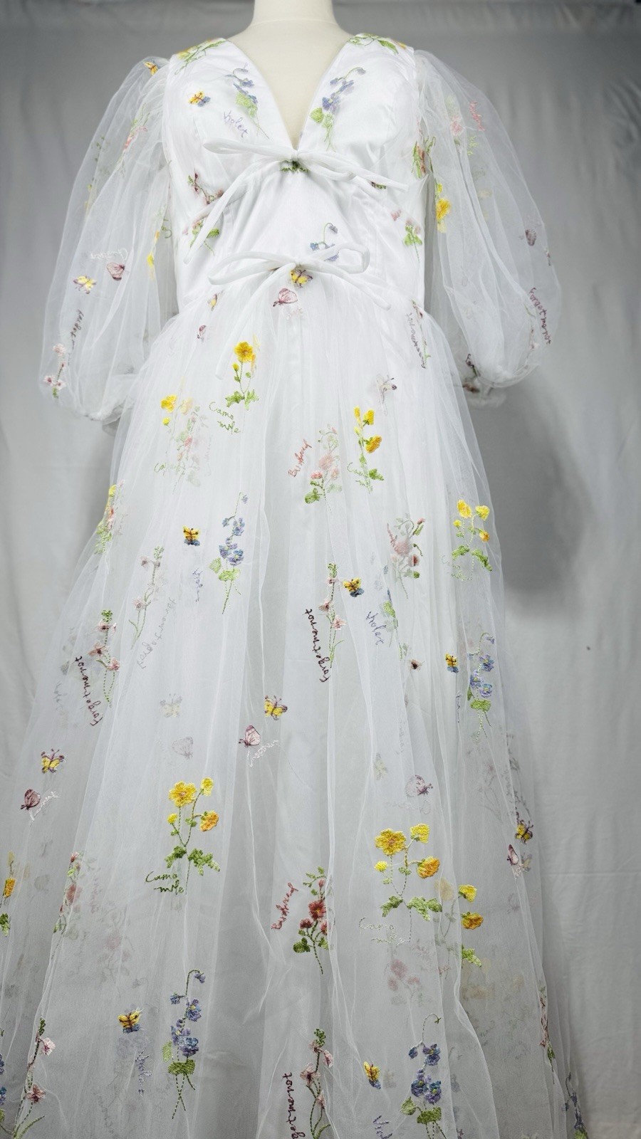 Whimsical Wildflower Embroidered Dress Tulle Puffy Sleeve Corset Back Size M