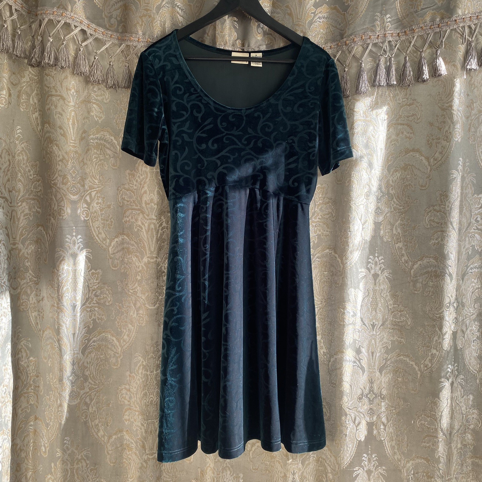 hillard hanson dark green velvety Y2K Dolly A libe dress! M