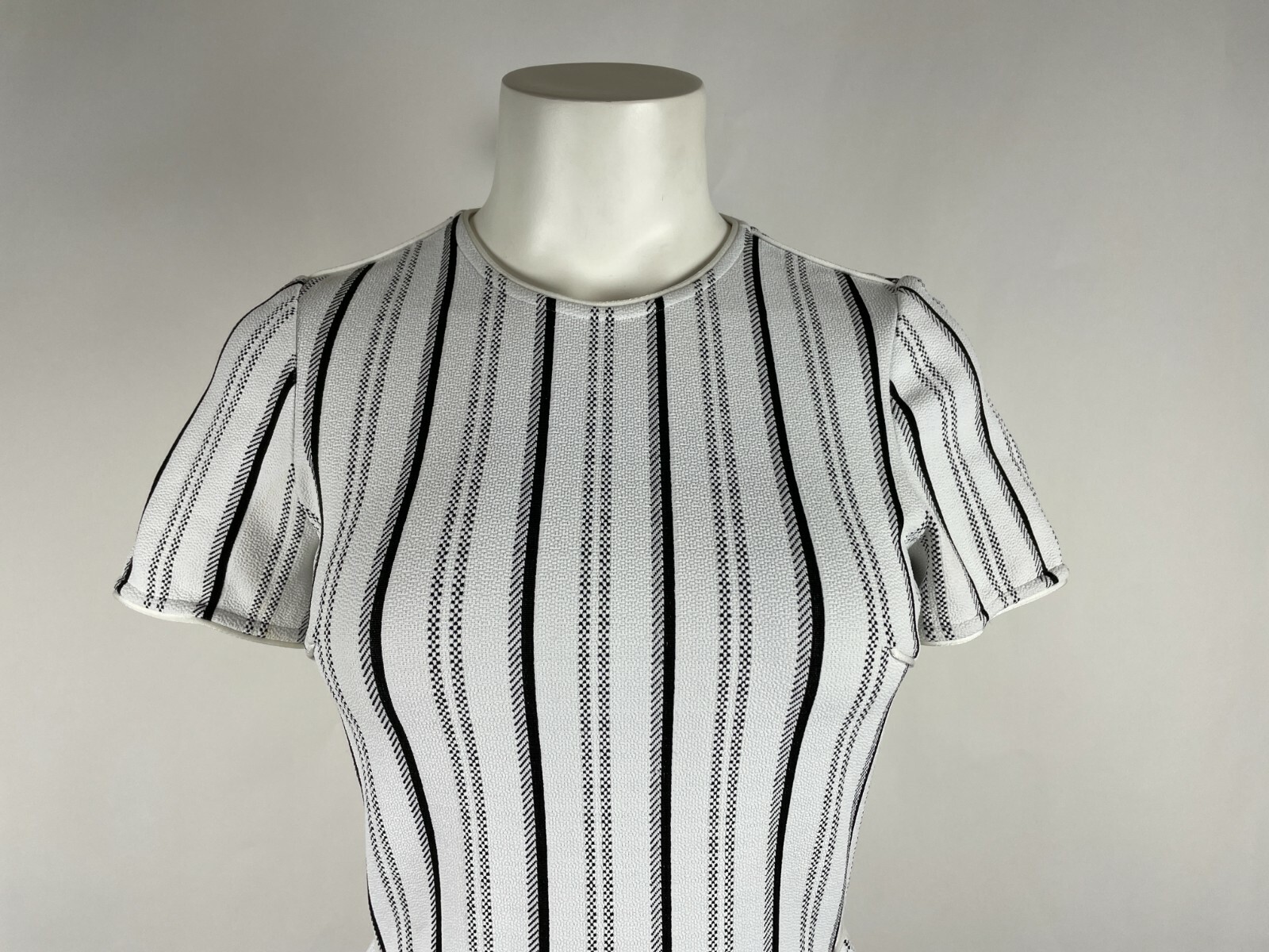 OPENING CEREMONY – White striped ” FIT AND FLARE” Streetwear dress S