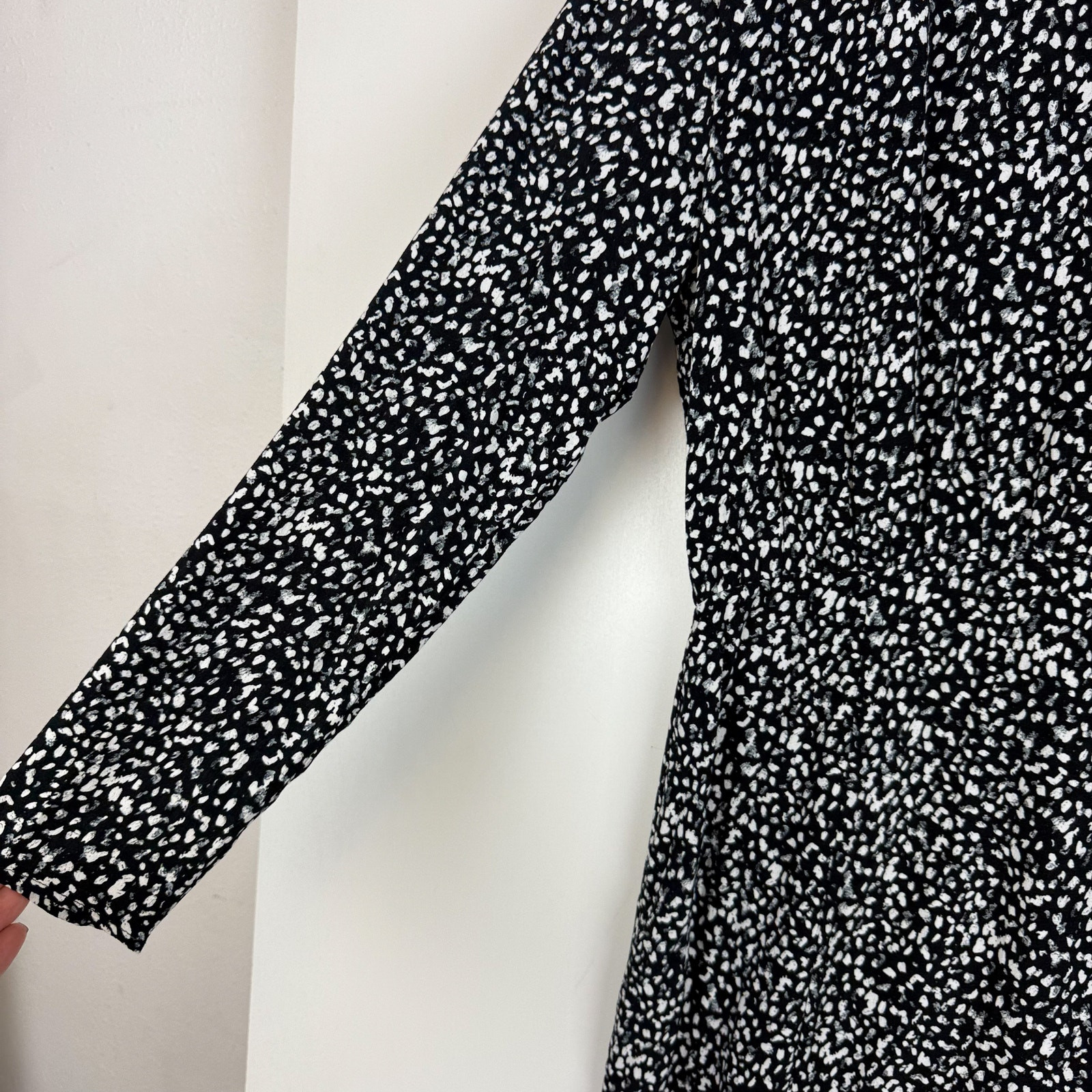 Zara Womens Size S Mini Fit & Flare Shoulder Pad Dress Black White Spotty Print