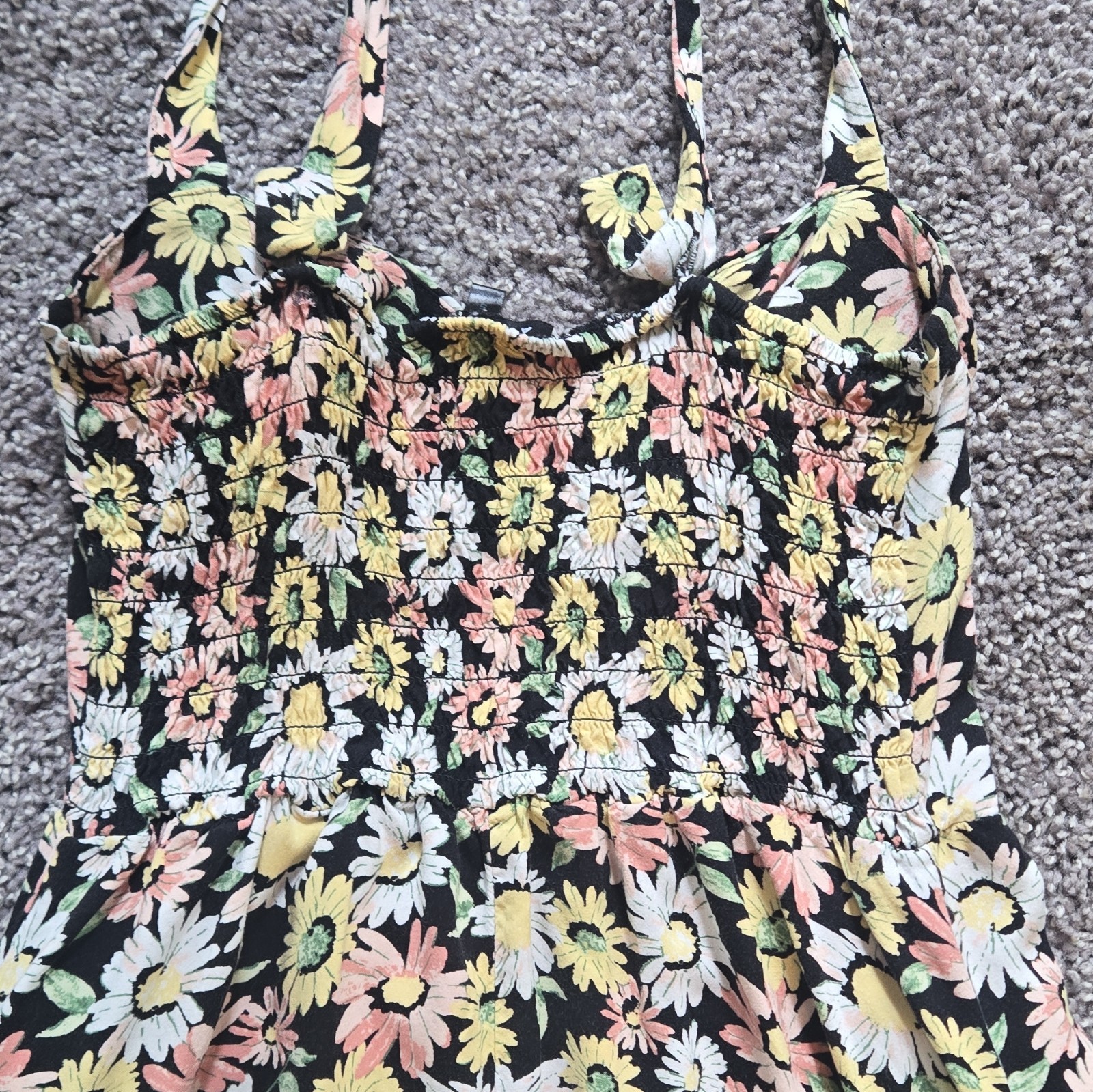 As U Wish Women’s S Black Floral Smocked Sweetheart Strappy Midi Sundress