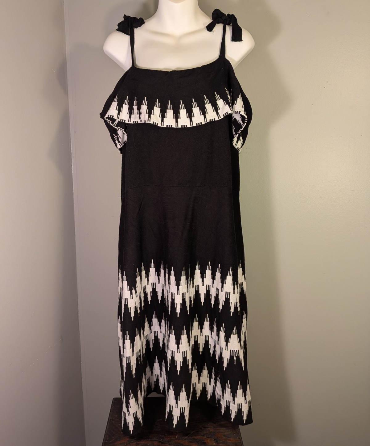 Lane Bryant Black/White Geometric Knit Midi Shift Off The Shoulder Dress 18/20
