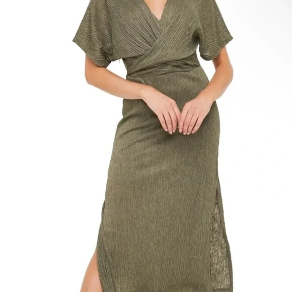 ALL IN FAVOR NWT OLIVE PLISSE TEXTURED DRESS SIZE XL