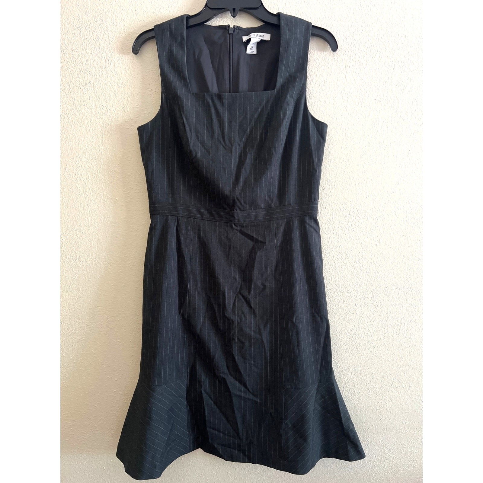 White House Black Market Charcoal Gray Pinstripe Dress Size 6 Pre-Loved