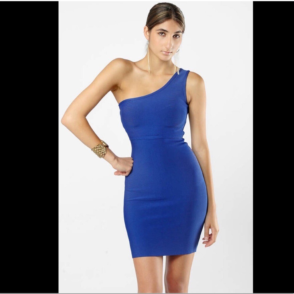 BCBGMAXAZRIA PONTE ONE SHOULDER POWER LARKSPUR 👗