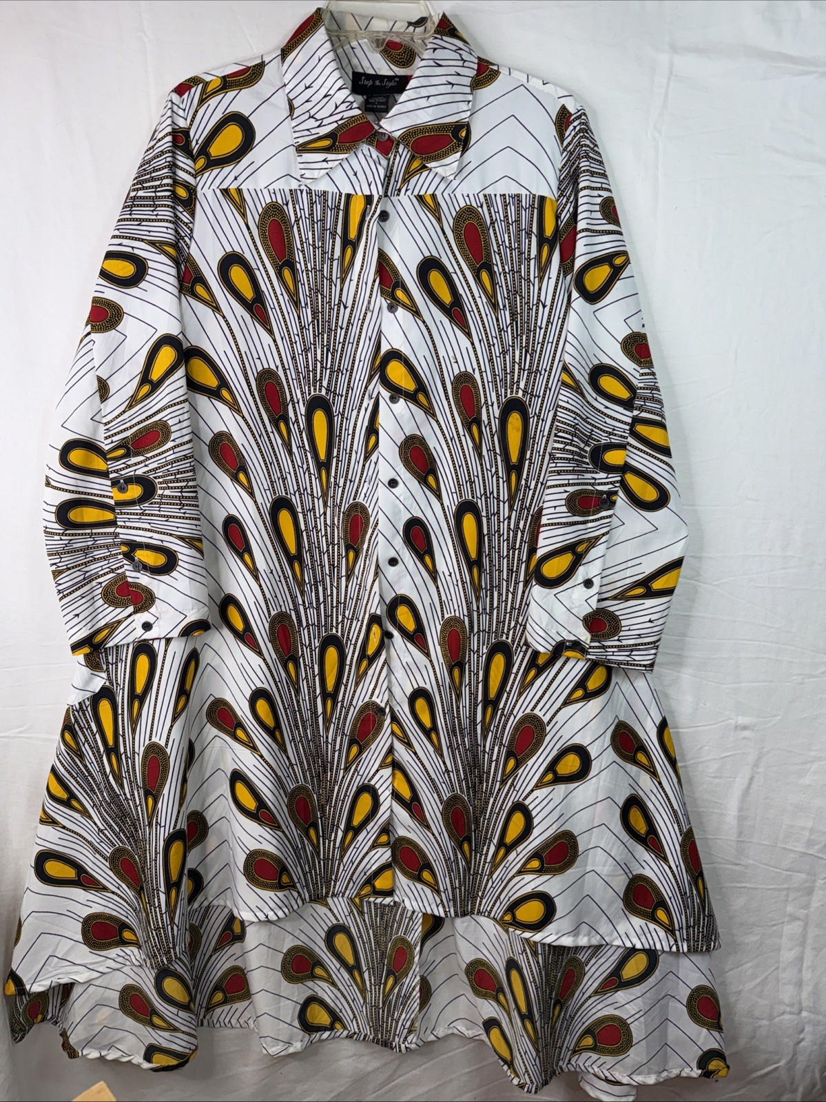 Step In Style Women’s L feather abstract print long slv button front Hi-lo Hem