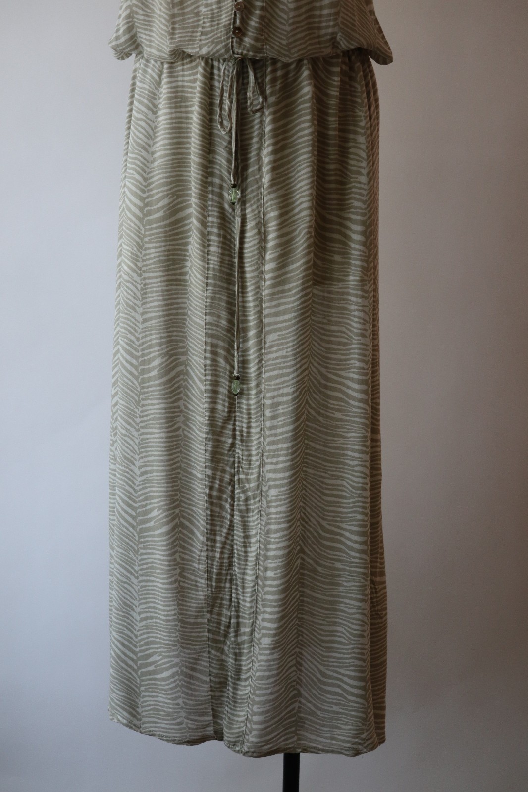 Pineapples Tan White Animal Print Buttoned Long Maxi Strappy Sundress Women M