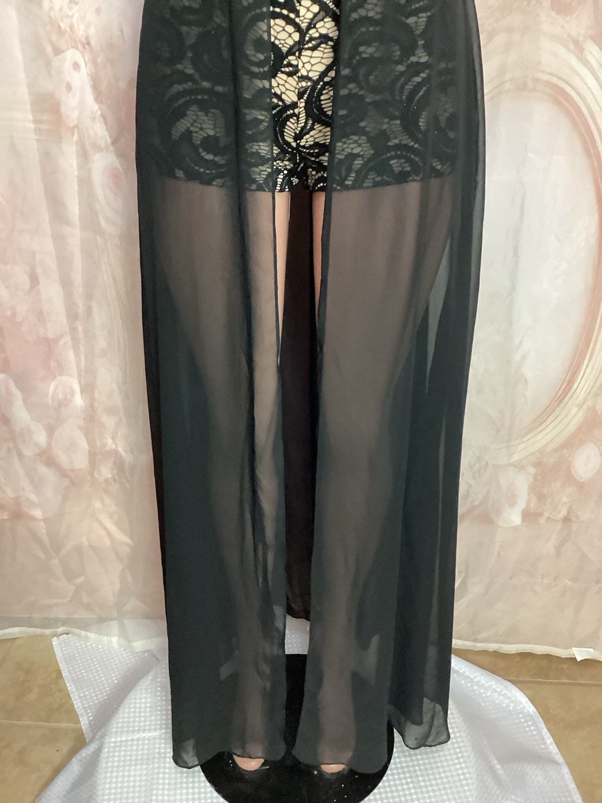 B. Darlin Off Shoulder Black Lace Sweetheart Neck Slit Long Skirt Shorts