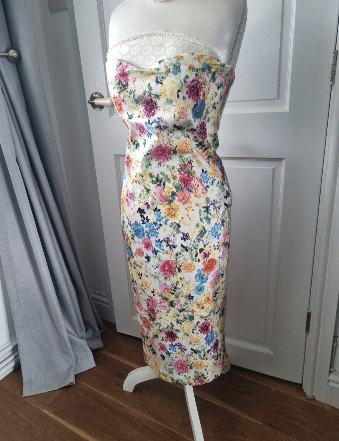 Blue Vanilla Sweetheart Floral Midi Dress. Cotton Size 10