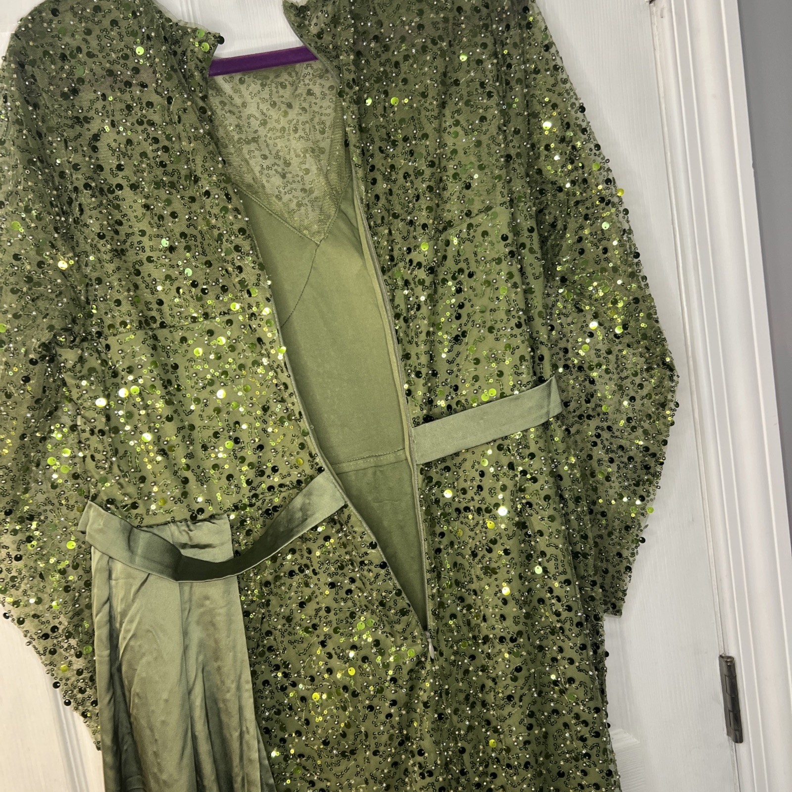 Faeriesty Beautiful green sequence Long Sleeve Dress 3xl zips in the back nwot