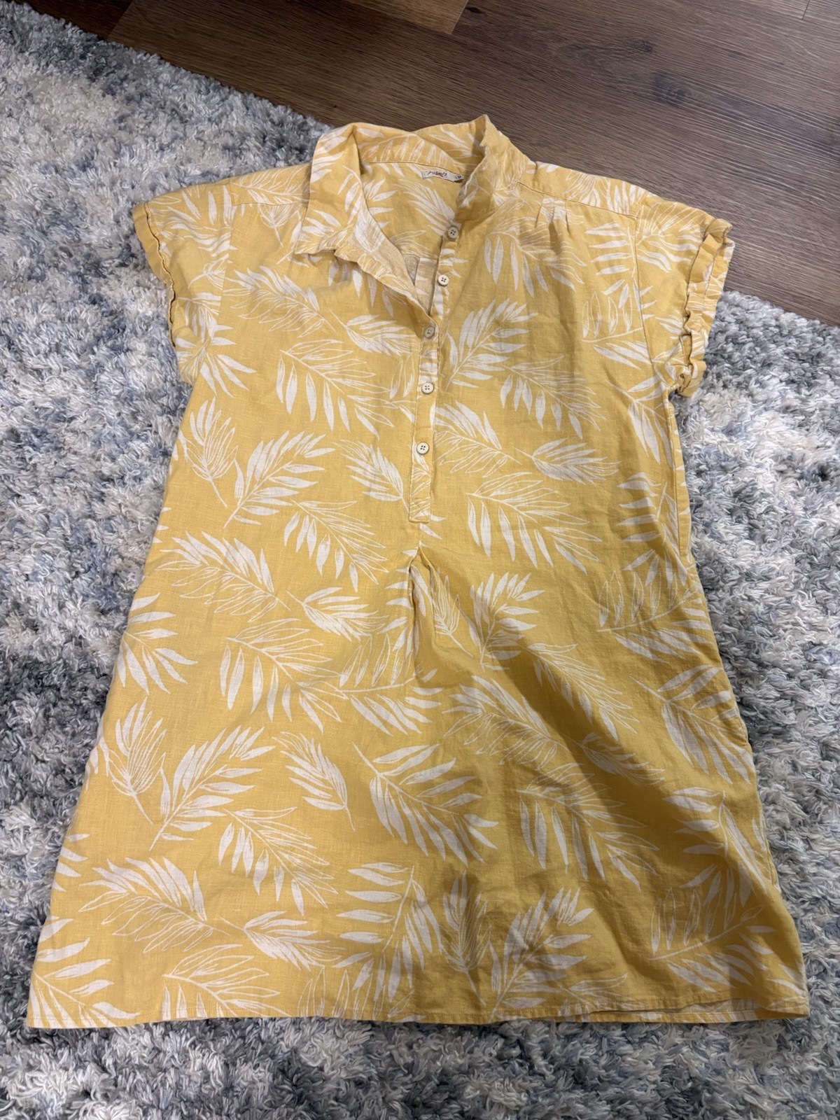 Faherty woman’s linen shirt dress, woman’s size L but fits more like M/S