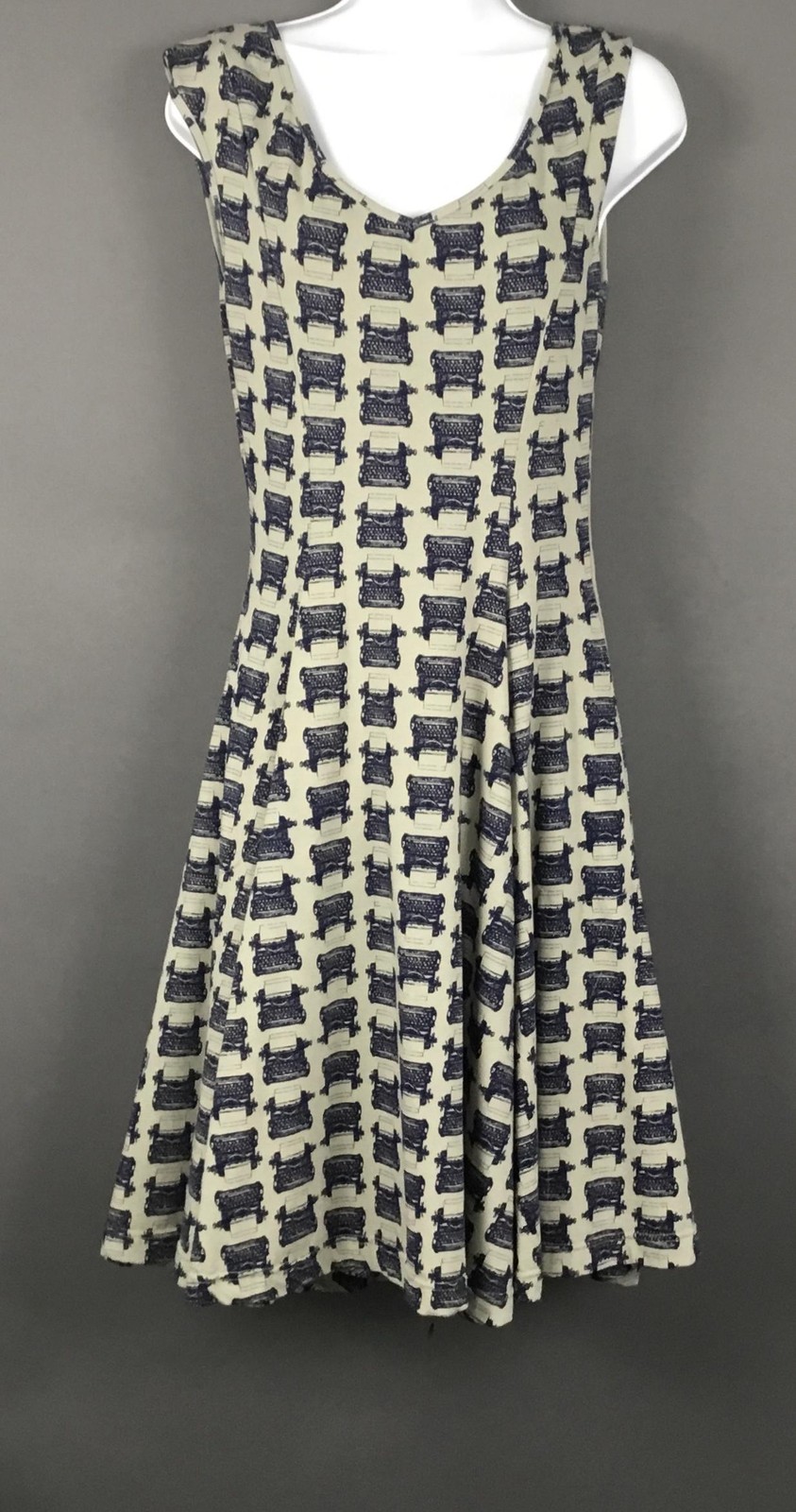 Effie’s Heart Dress Womens Small Beige Typewriter Print Fit & Flare Jersey Knit