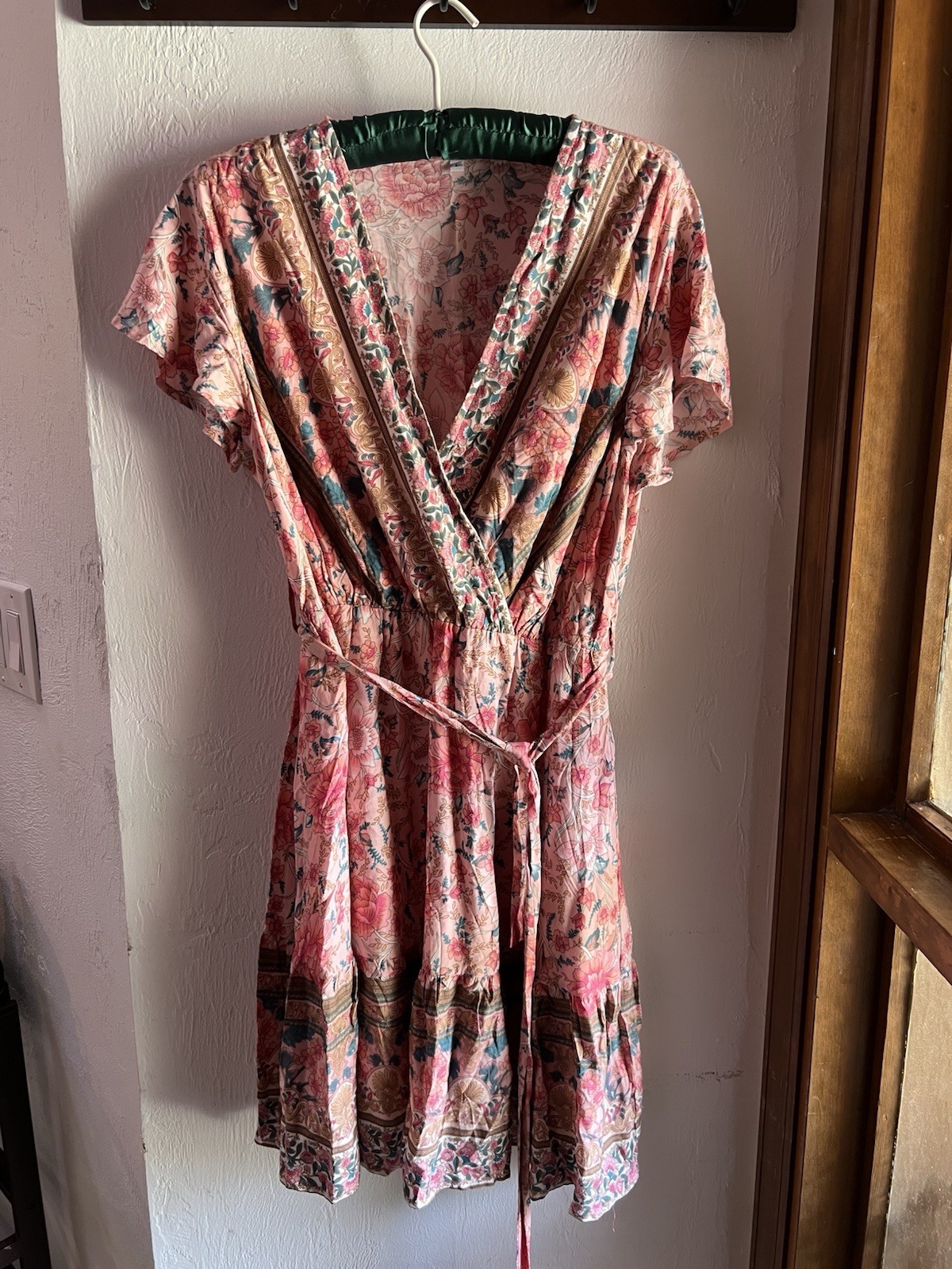 Floral Sundress Short V-Neck Flutter Sleeve Tie Waist L Pink Multicolor Rayon