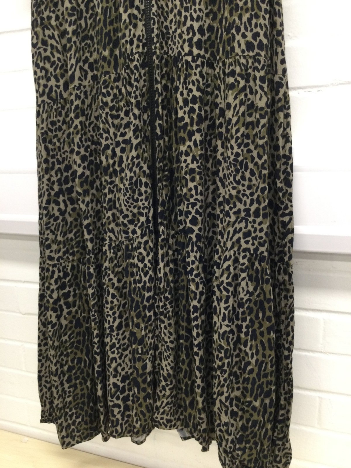 Scamp & Dude Leopard Print Zip Up Maxi Dress Size 16 Black and Olive (SR121X17)