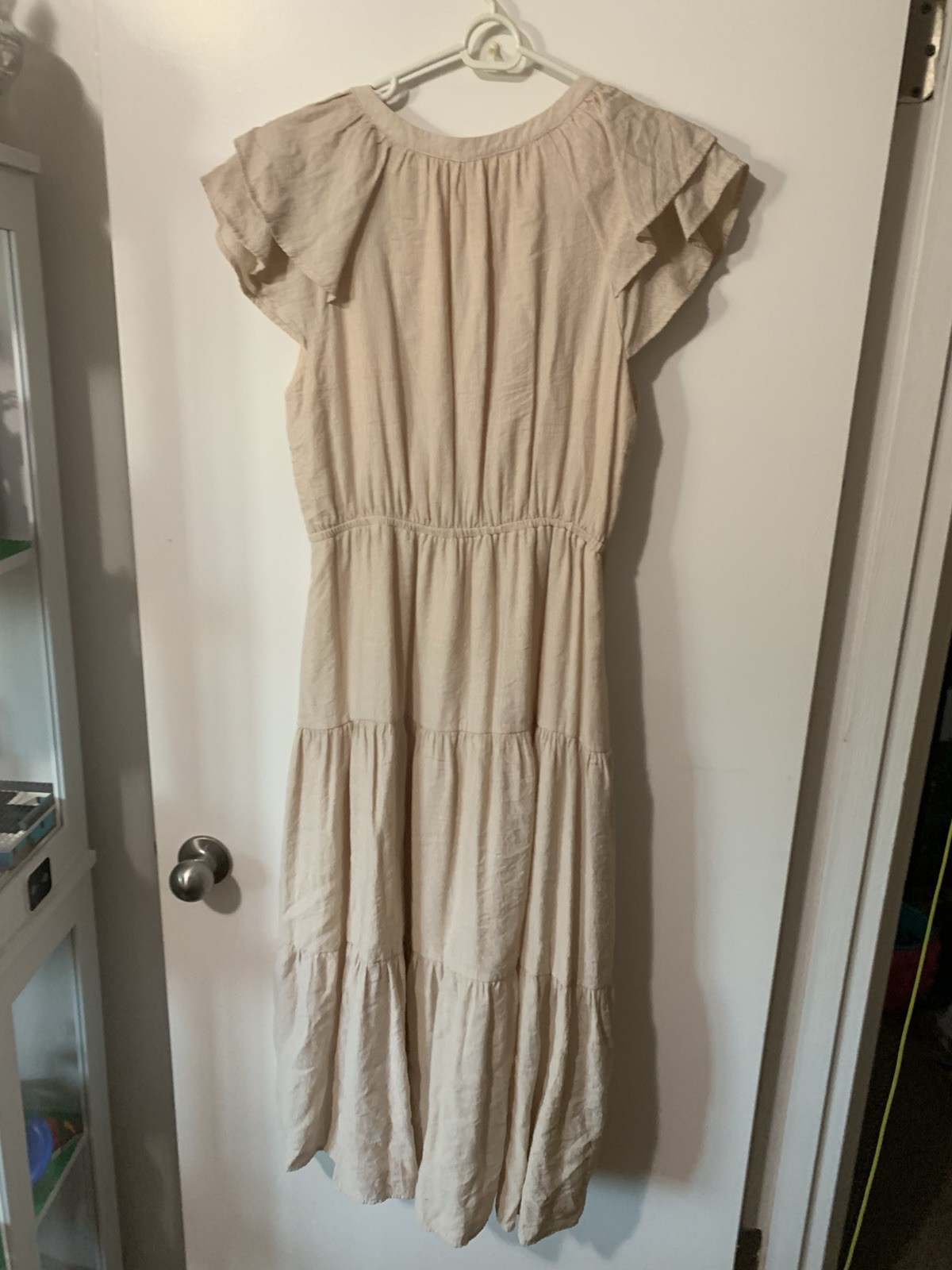 by the River Women’s Beige Solid Round Neck Flutter Sleeve Tiered Midi Dress L