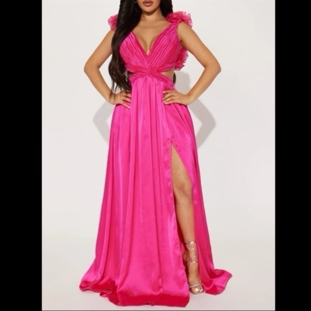 Fashion Nova Pink Pleated Cutout Maxi Dress Ruffle Shoulder Lace Up Back Medium