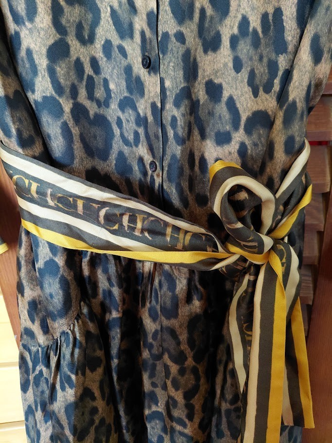 Carolina Herrera 100% silk Animal Print Brown Dress size US 14 L XL With Belt