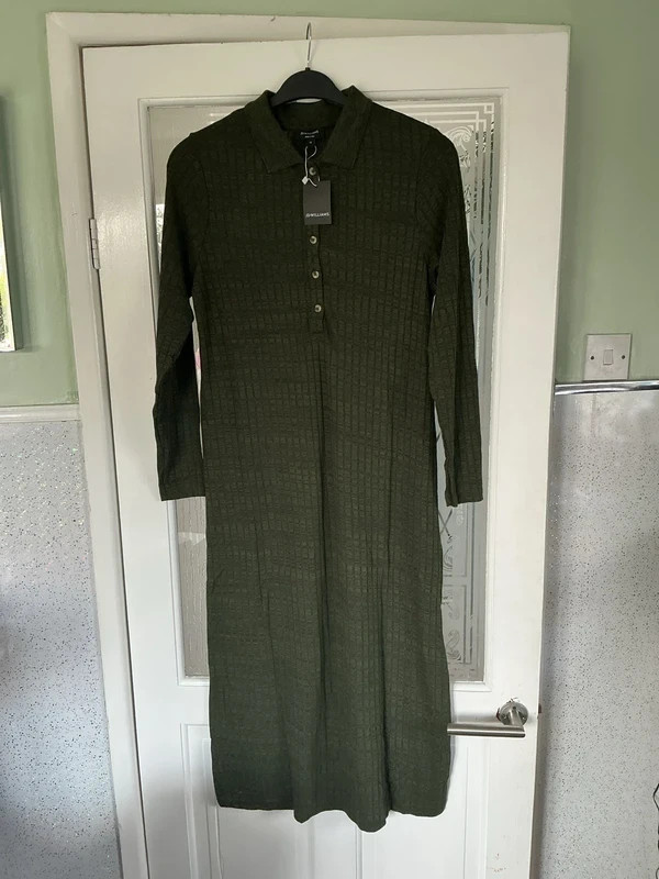 Woman’s Khaki dress size 10 brand new with tags JD Williams