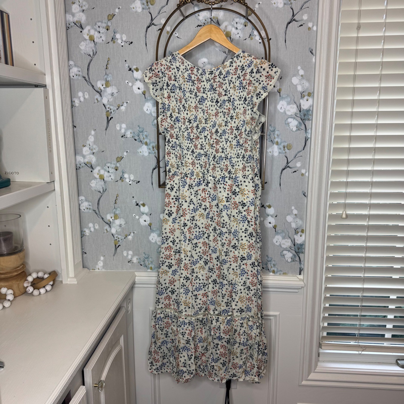 Lost + Wander Womens Floral Smocked Midi Dress Flutter Sleeve Cream Large