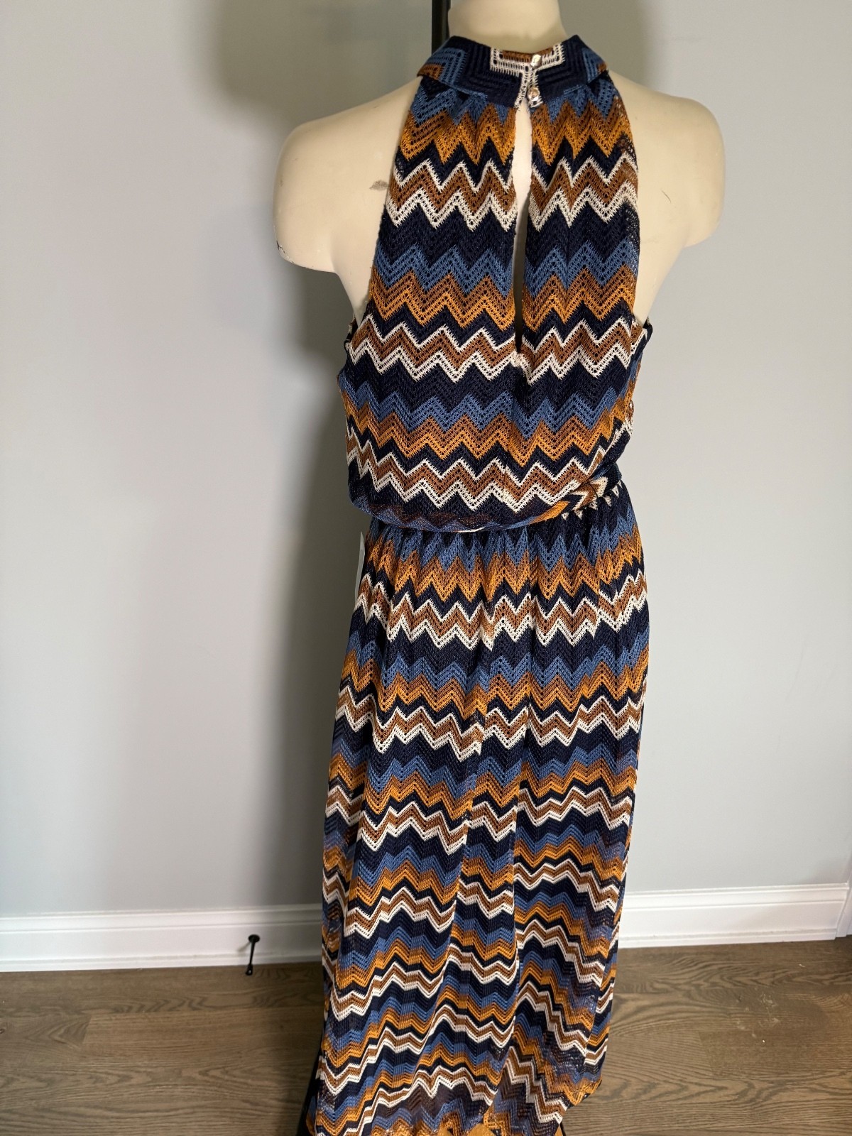 Julia Jordan Chevron Pattern Halter Neck Maxi Dress