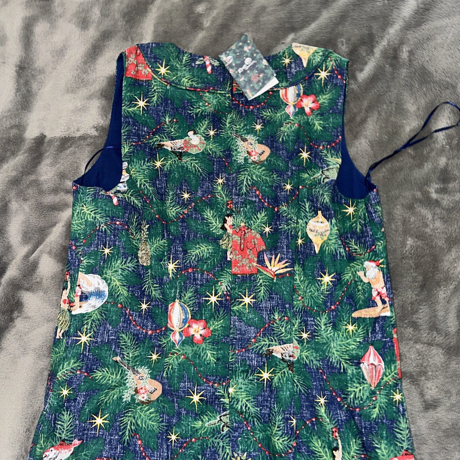 NWT 2022 REYN SPOONER Size 4 Christmas Mele Kalikimaka Zipper Women’s Dress W13